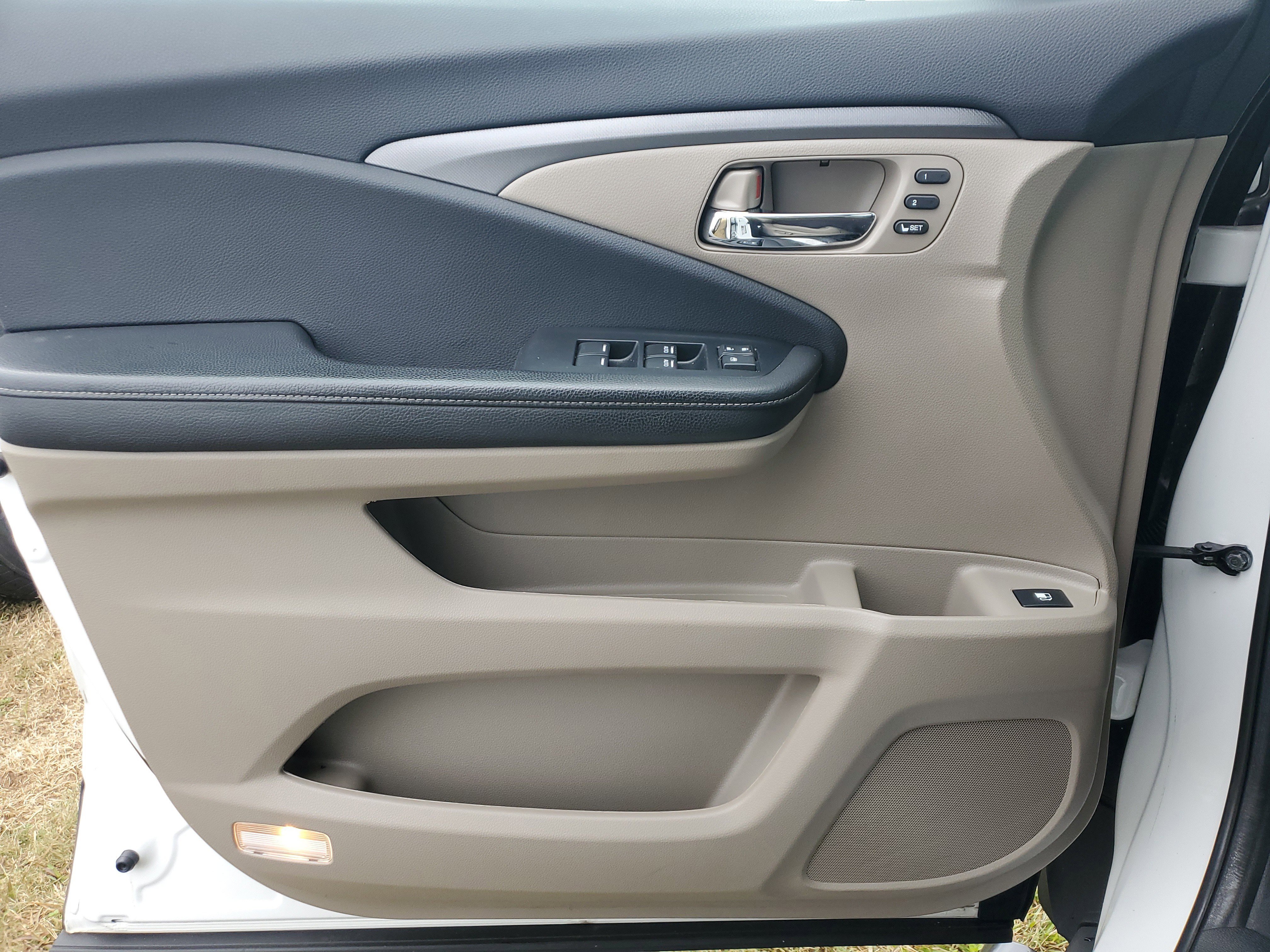 Used 2023 Honda Ridgeline RTL-E image 30