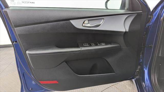Used 2022 Kia Forte LXS image 13