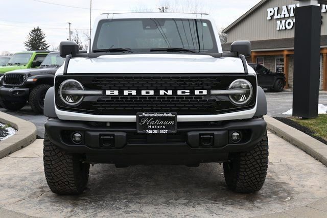 Used 2023 Ford Bronco Wildtrak image 2