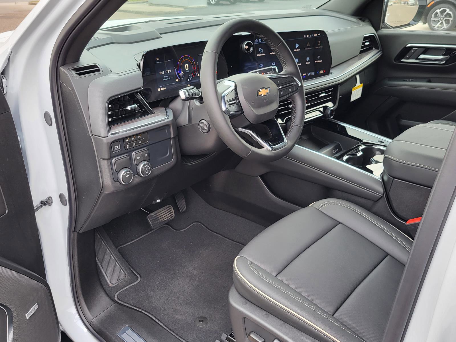 New 2026 Chevrolet Suburban Premier image 14