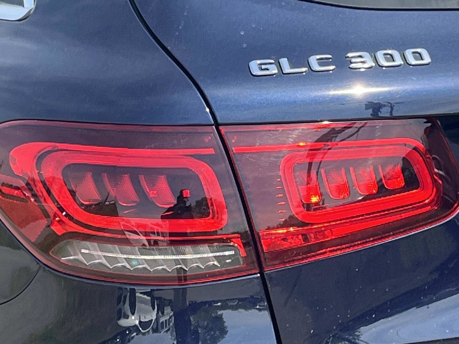 Certified 2022 Mercedes-Benz GLC 300 image 9