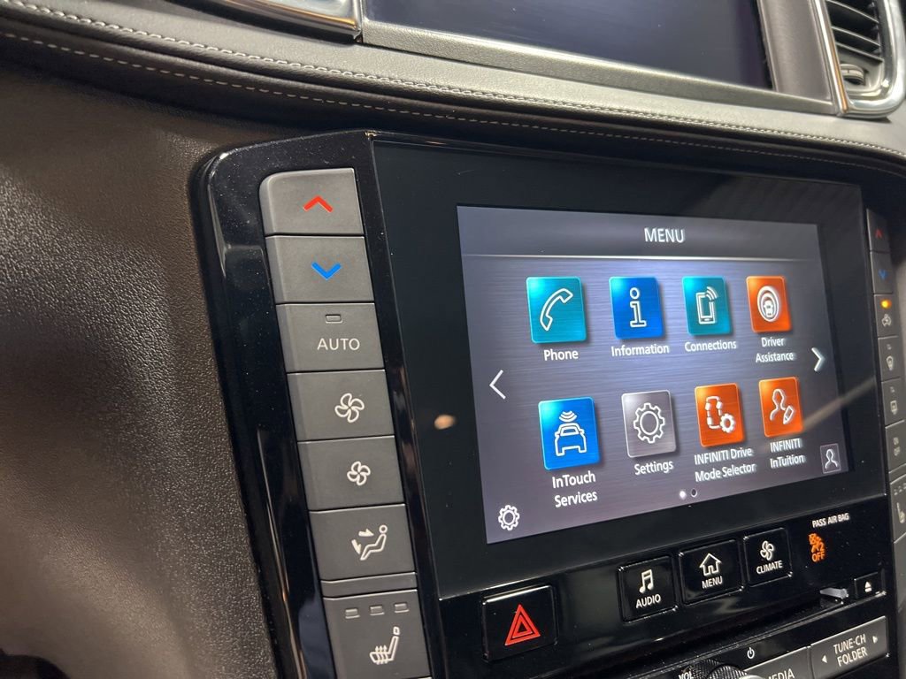 Used 2024 INFINITI QX50 Luxe image 30