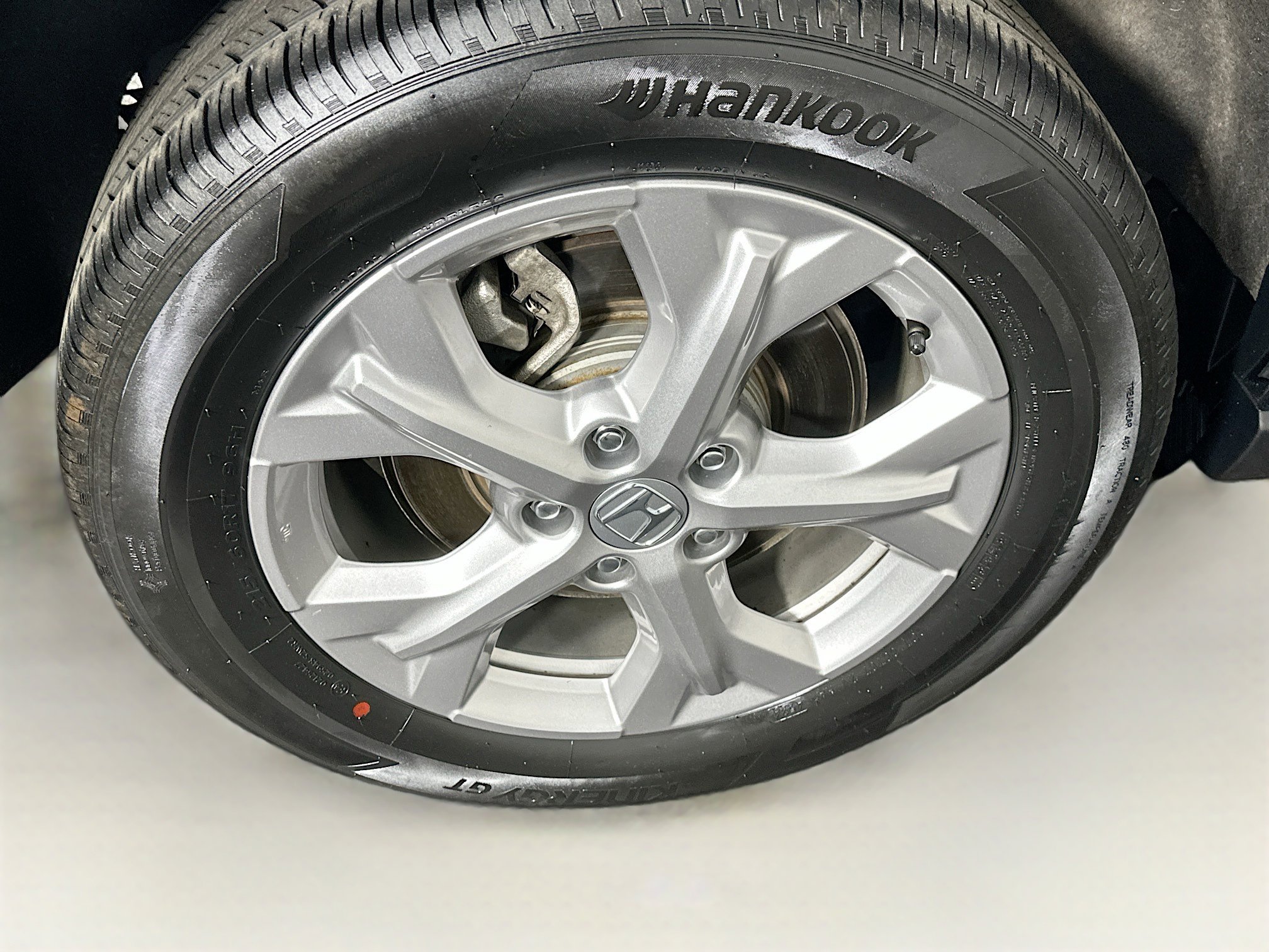 Used 2025 Honda HR-V LX image 11