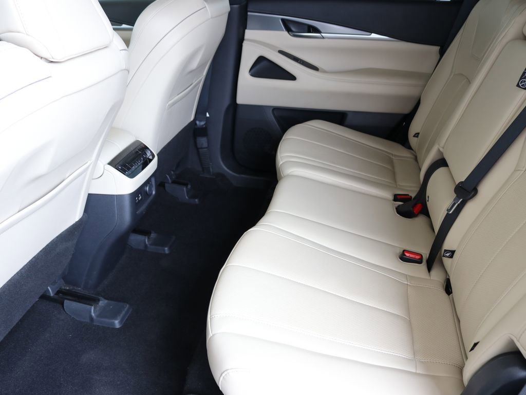 Certified 2023 INFINITI QX60 Luxe w/ Cargo Package AWD/4WD image 29