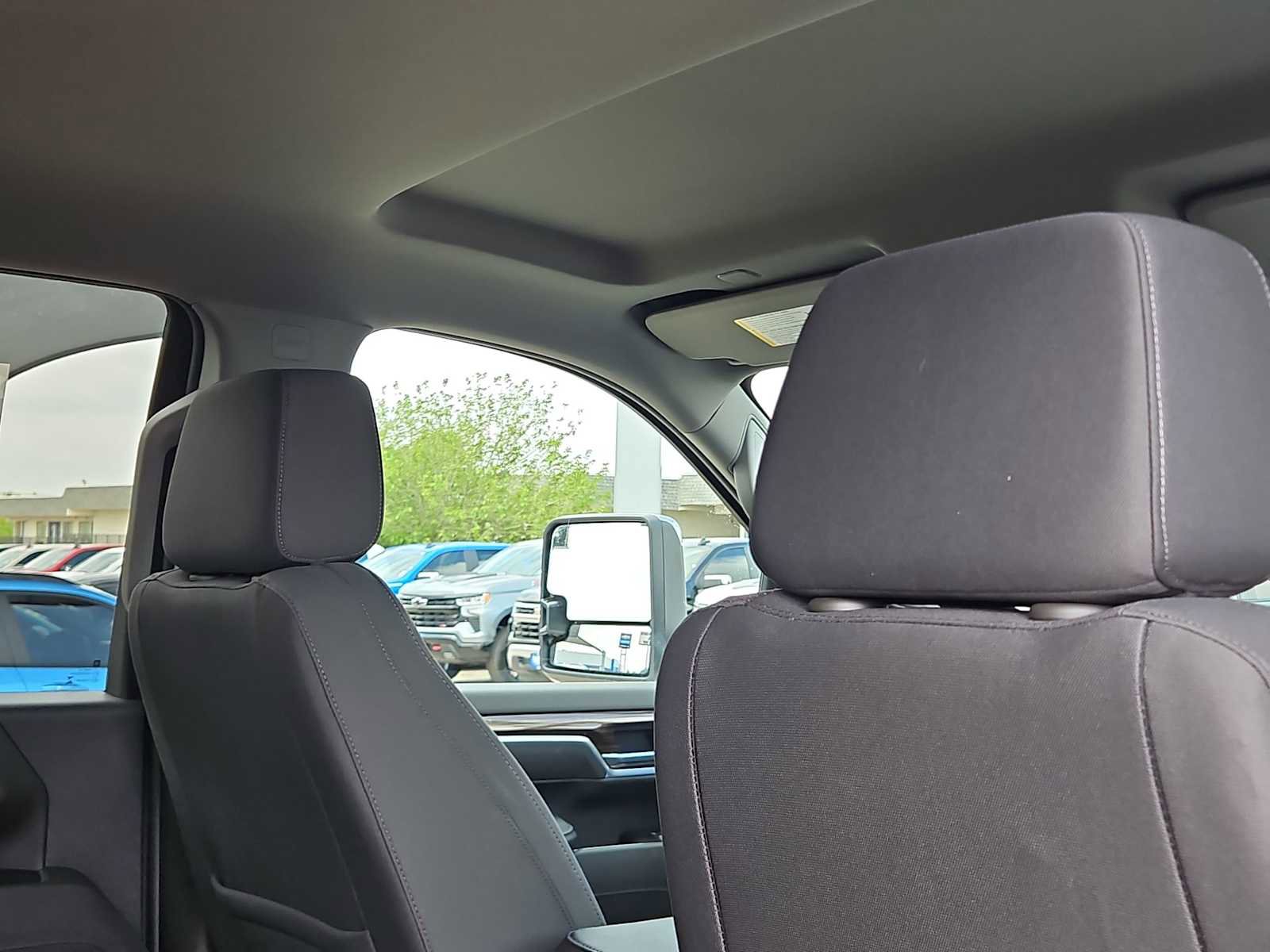 New 2026 Chevrolet Silverado 2500 LT w/ Z71 Chrome Sport Edition AWD/4WD image 17