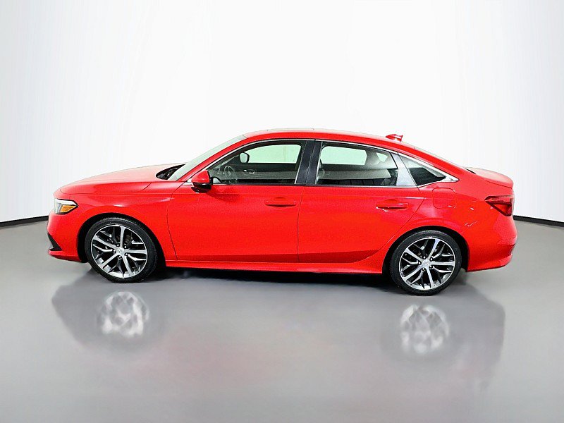 Used 2022 Honda Civic Touring image 4