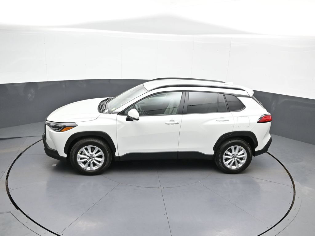Certified 2024 Toyota Corolla Cross LE AWD/4WD image 40