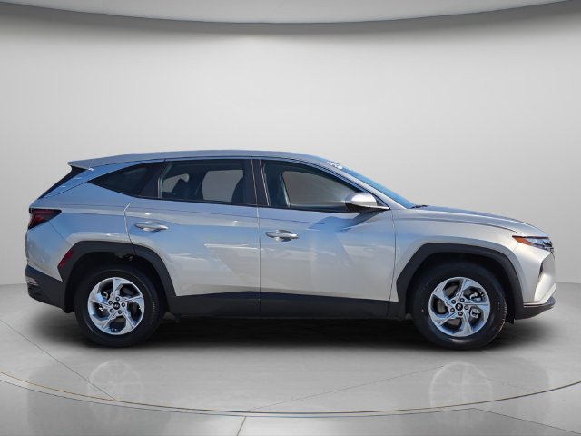 Used 2024 Hyundai Tucson SE FWD image 9