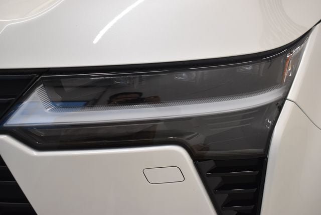Used 2024 Lexus GX 550 w/ Cold Area Package AWD/4WD image 15