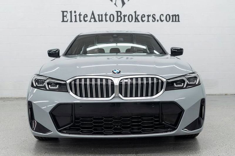 Used 2025 BMW 330i xDrive w/ M-Sport Package image 3