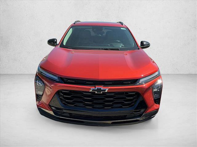 Used 2024 Chevrolet Trax ACTIV w/ Sunroof Package FWD image 3