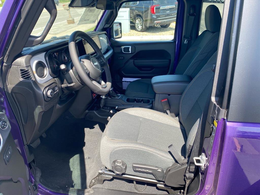 New 2026 Jeep Wrangler Sport AWD/4WD image 5