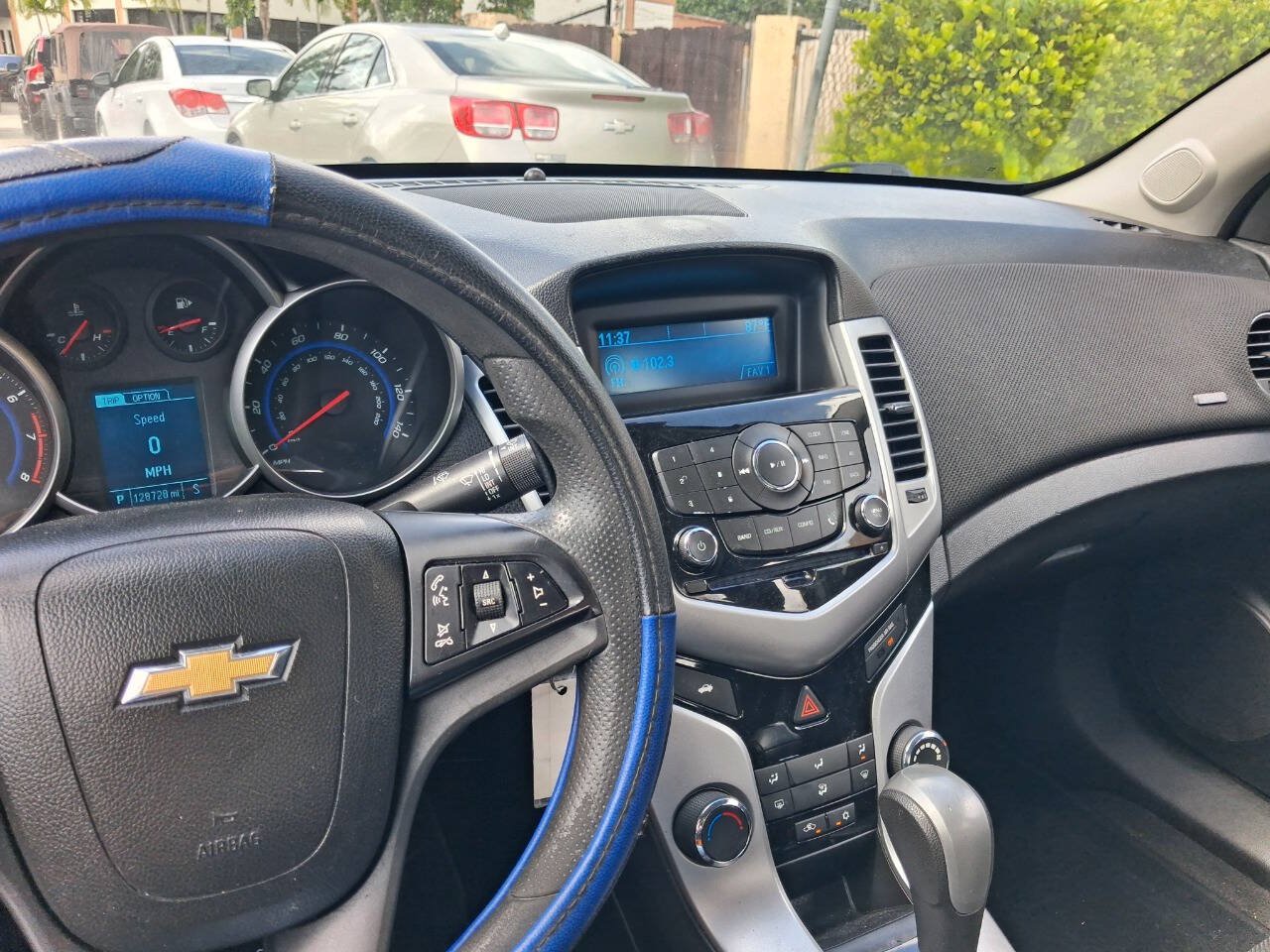 Used 2016 Chevrolet Cruze LT FWD image 12
