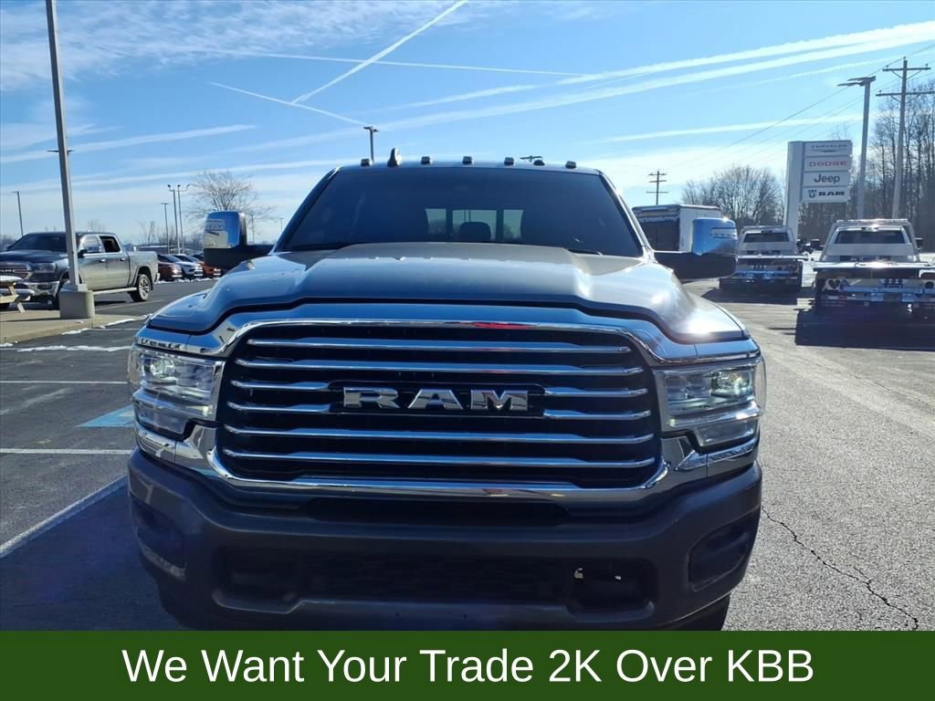 Used 2023 RAM 3500 Limited image 3