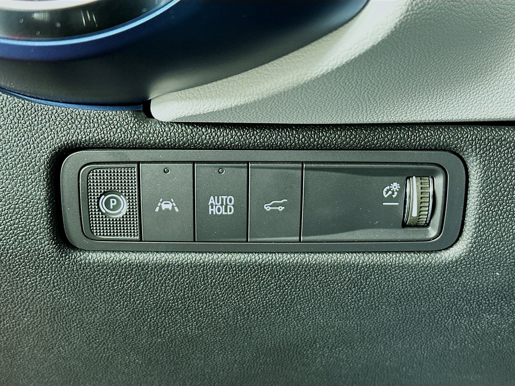 Used 2025 Chevrolet Equinox EV LT image 16