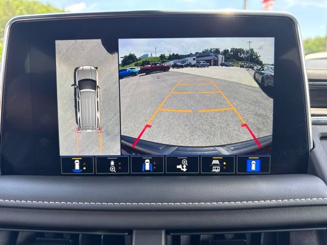 Used 2022 GMC Yukon SLT w/ SLT Premium Package AWD/4WD image 15
