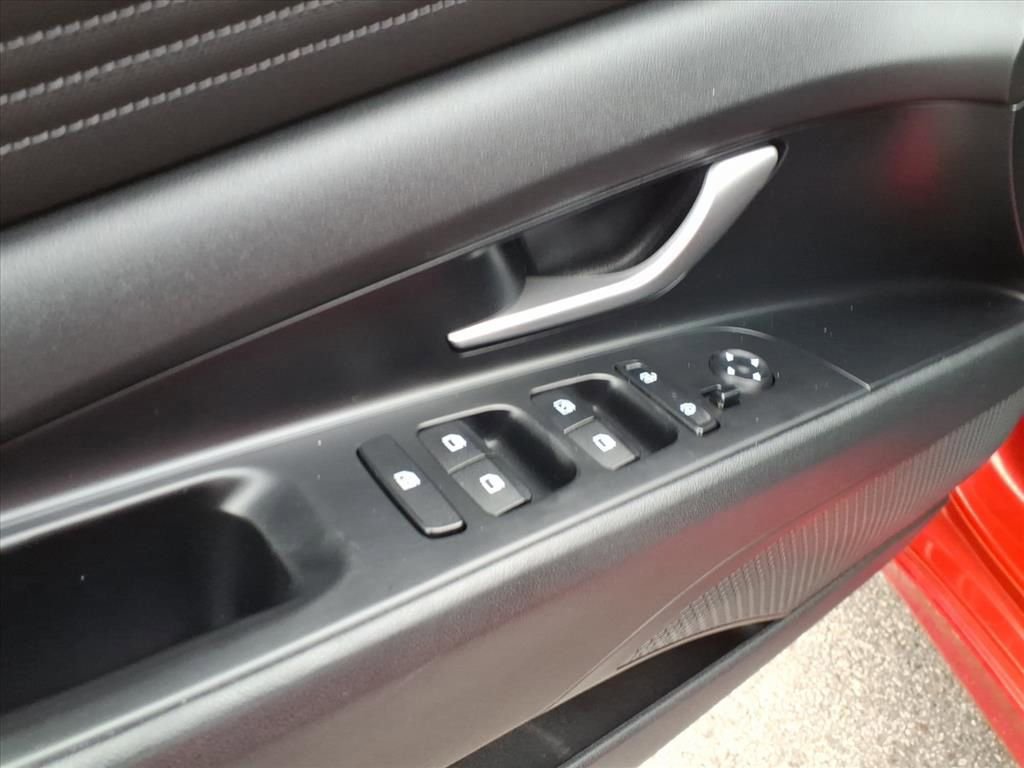 Used 2021 Hyundai Elantra SEL w/ Convenience Package image 14