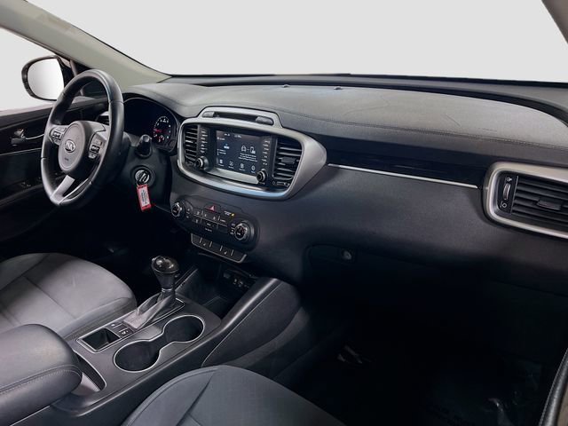 Used 2017 Kia Sorento LX w/ LX Convenience Package image 29