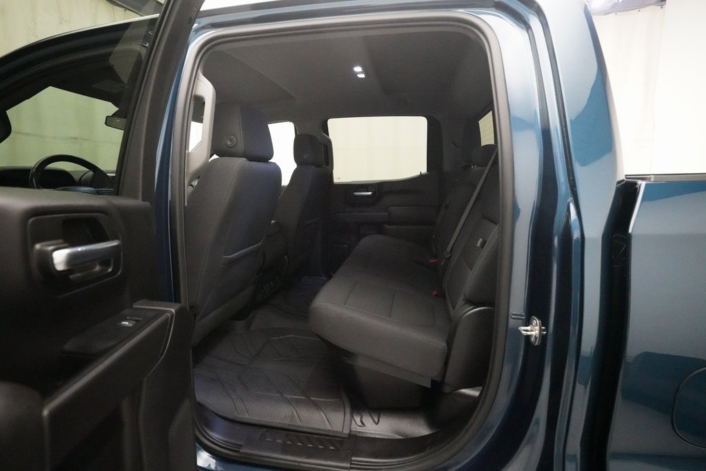 Used 2019 Chevrolet Silverado 1500 LT w/ Convenience Package image 16