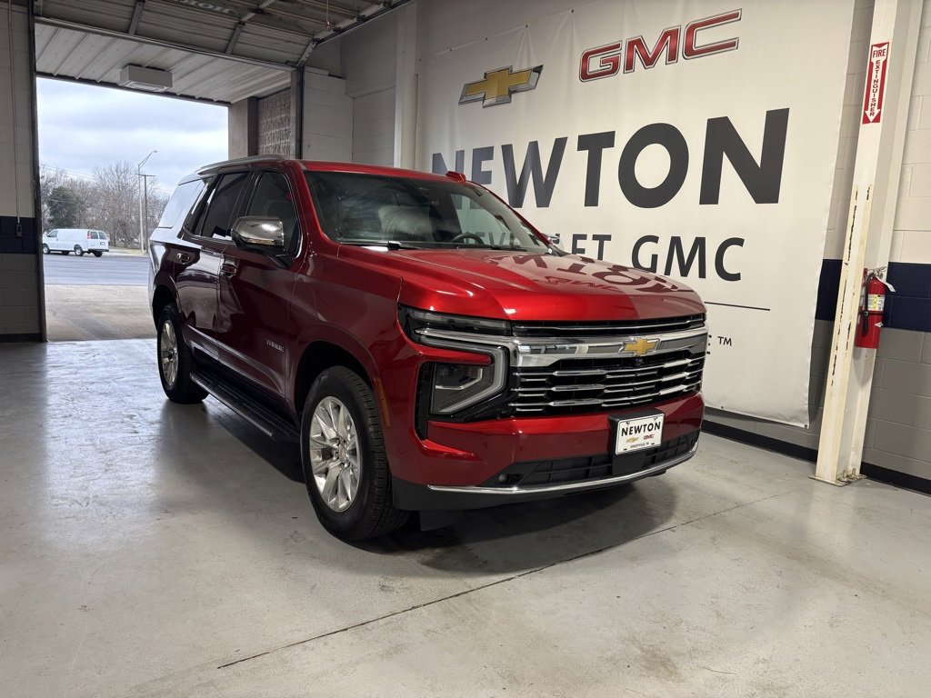 Used 2025 Chevrolet Tahoe Premier image 2