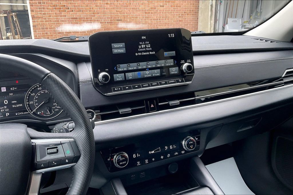 Used 2023 Mitsubishi Outlander SE image 6