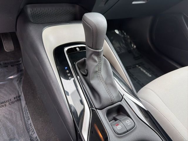 Certified 2022 Toyota Corolla LE w/ Carpet Mat Package (TMS) image 21