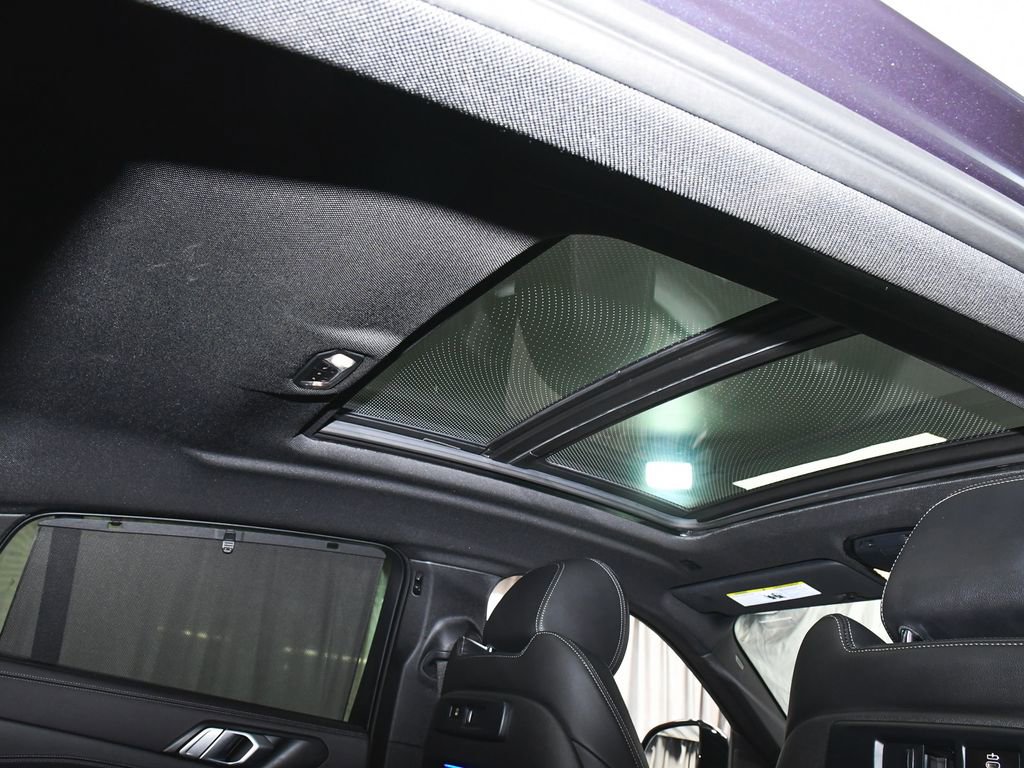 Used 2022 BMW X6 xDrive40i w/ Executive Package image 62