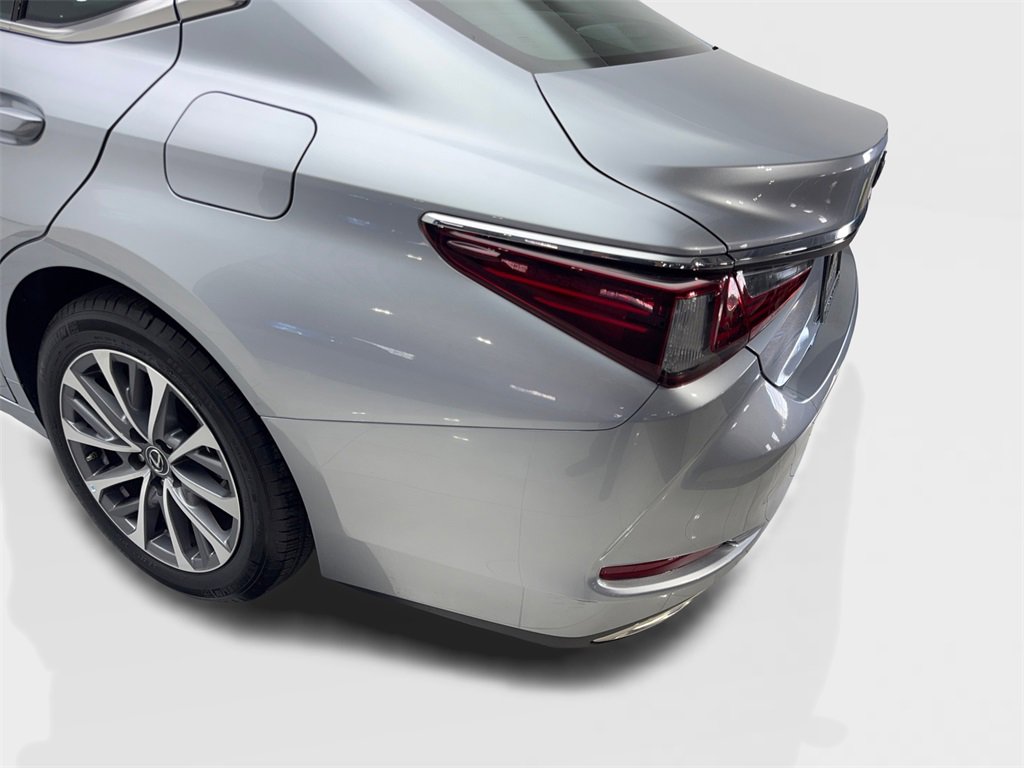 Used 2024 Lexus ES 350 image 17
