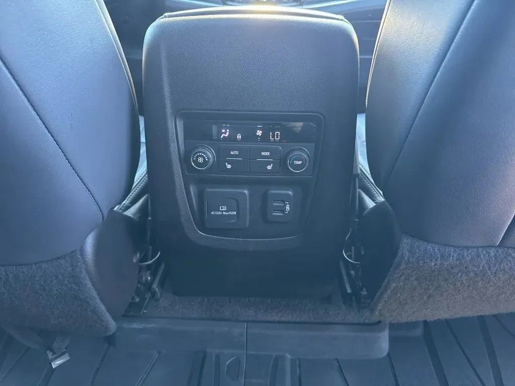 Used 2019 Buick Enclave Premium w/ Experience Buick Package image 33