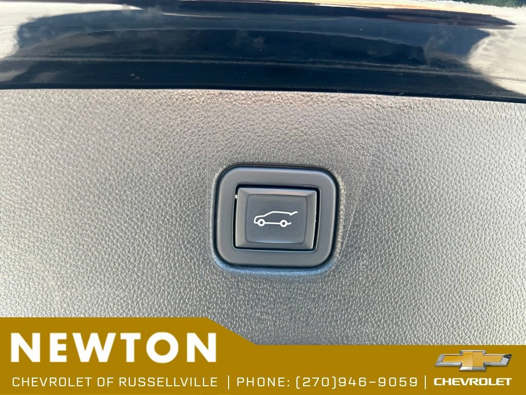 Used 2019 Chevrolet Blazer LT FWD image 39