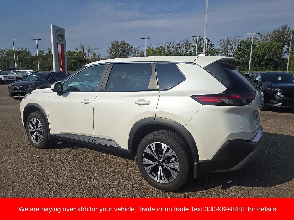 Used 2023 Nissan Rogue SV AWD/4WD image 5