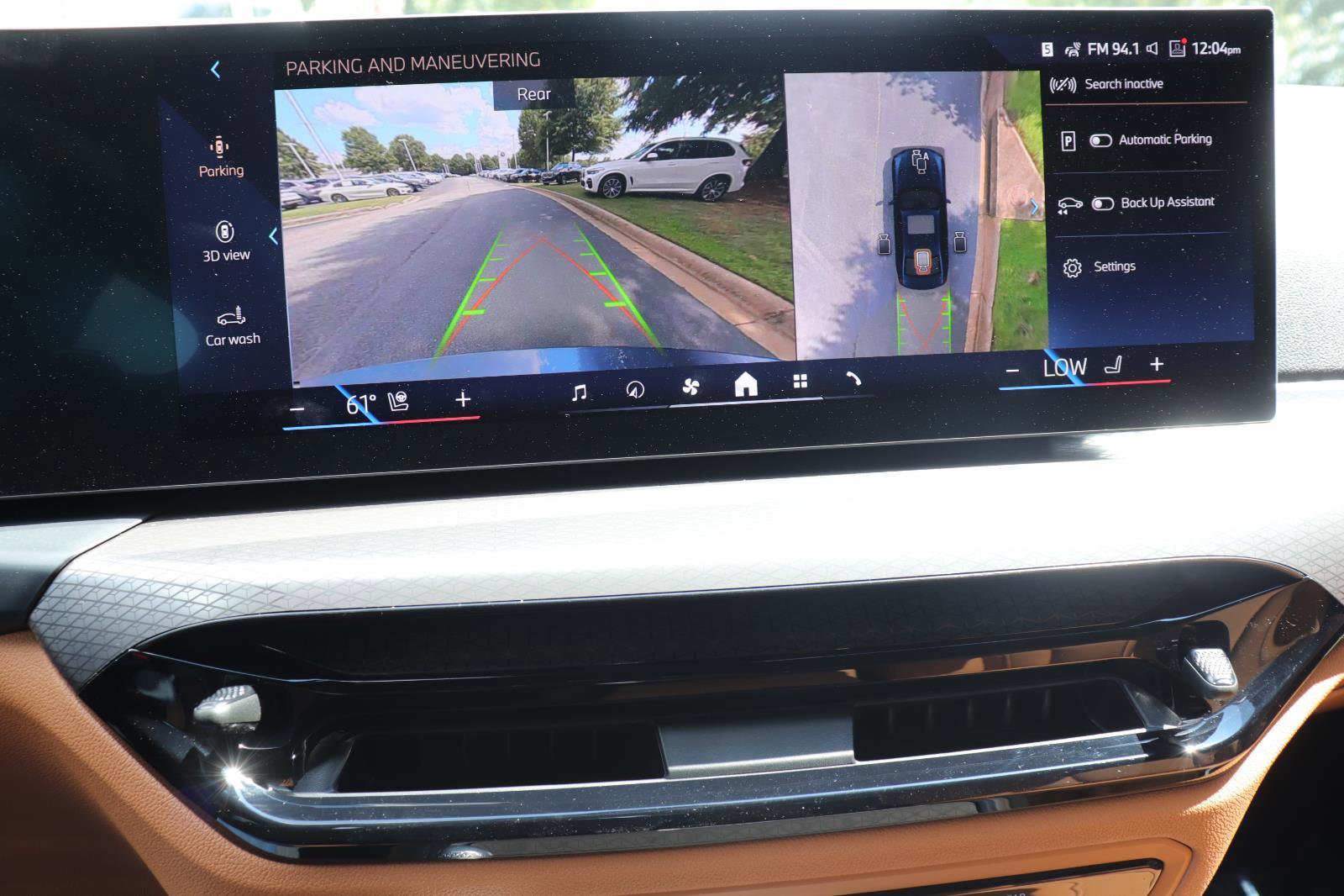 New 2025 BMW 330i Sedan w/ Convenience Package image 31