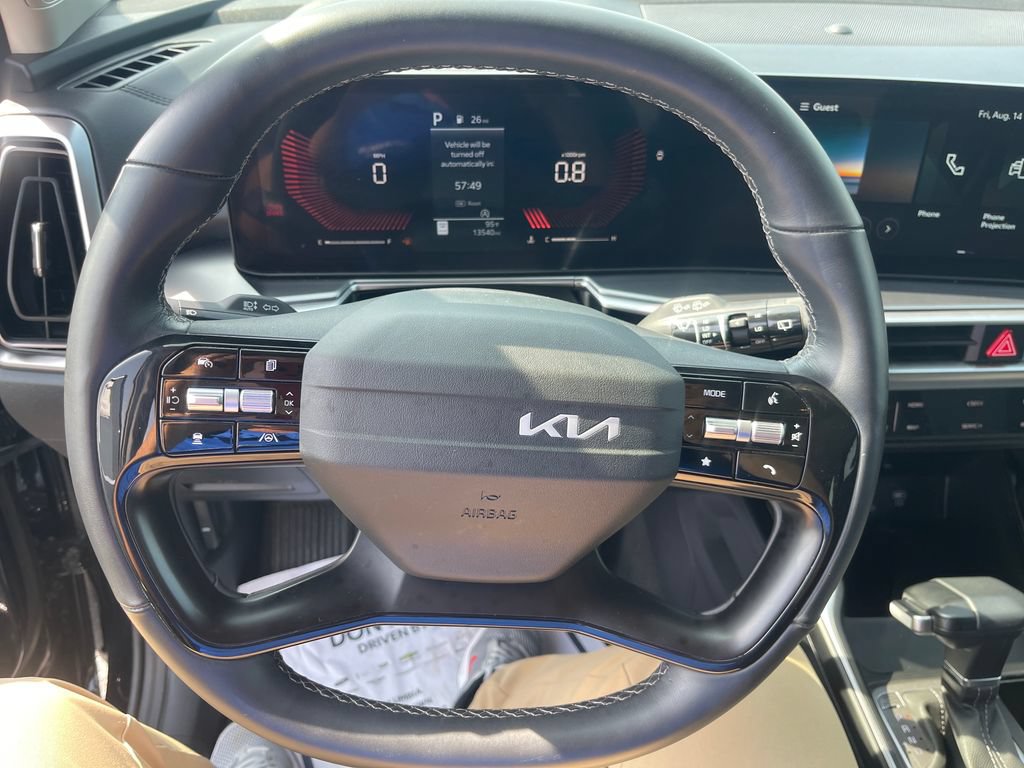 Used 2026 Kia Sorento LX FWD image 17