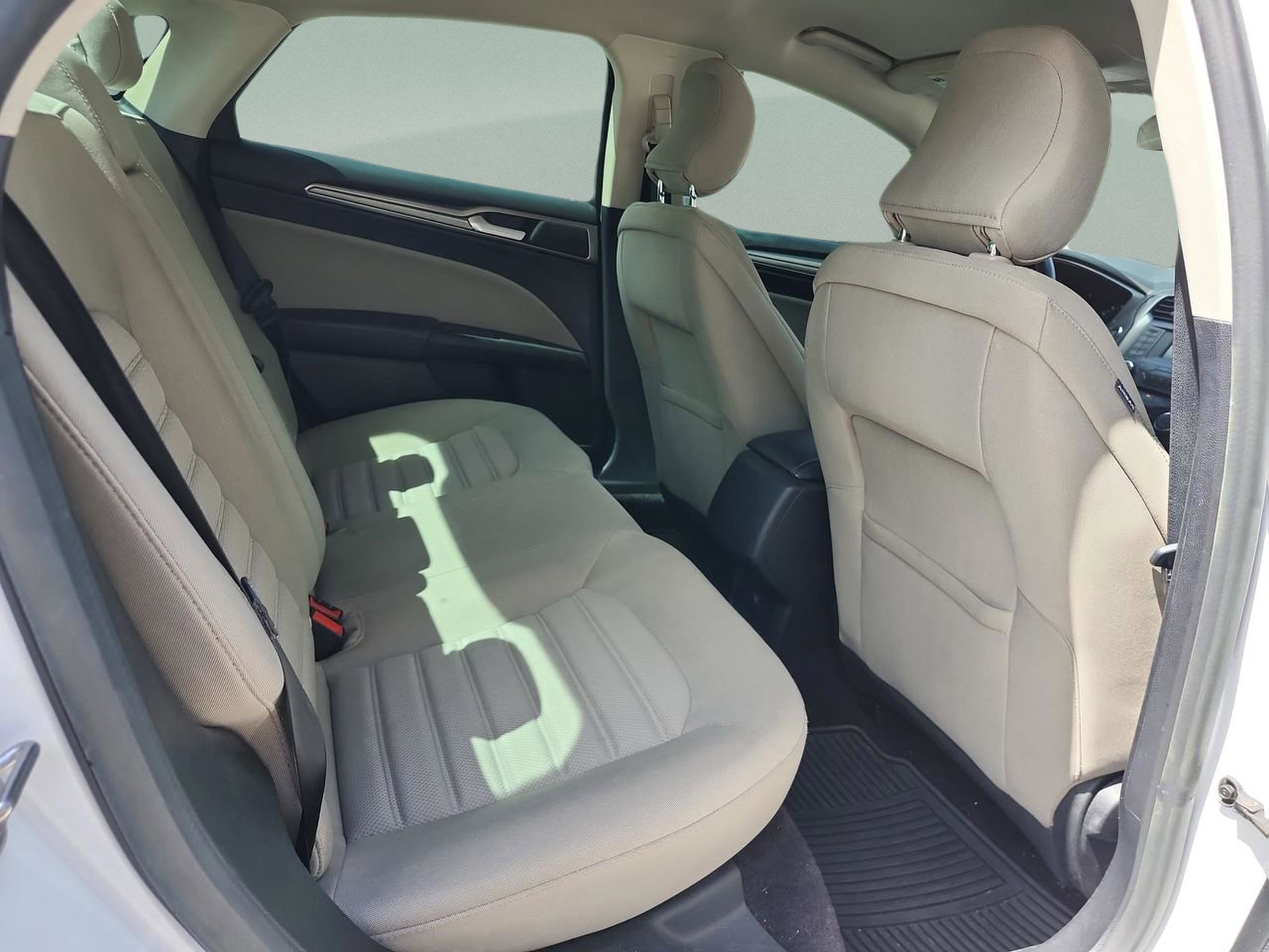 Used 2017 Ford Fusion S image 17