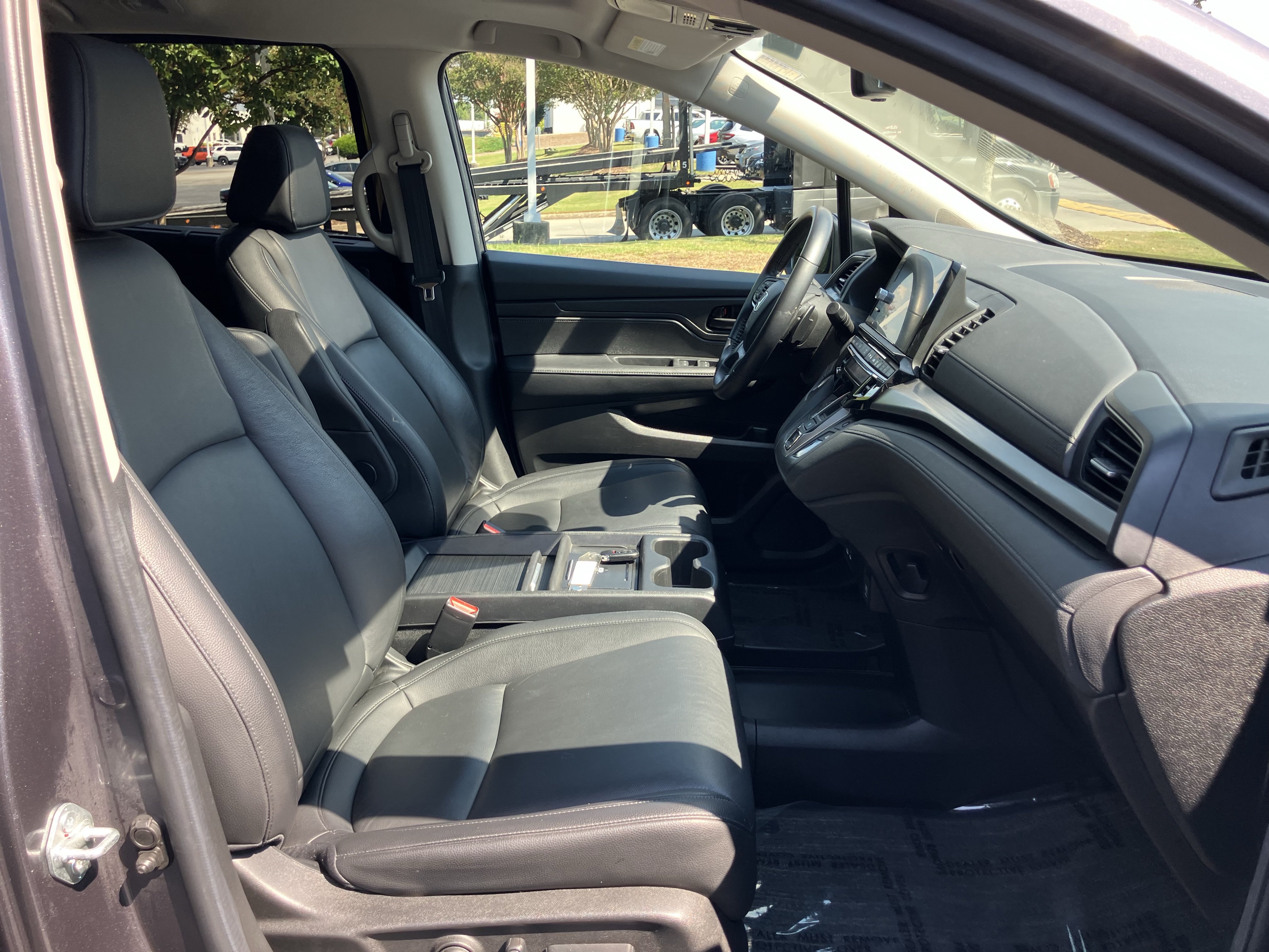 Used 2025 Honda Odyssey EX-L image 36