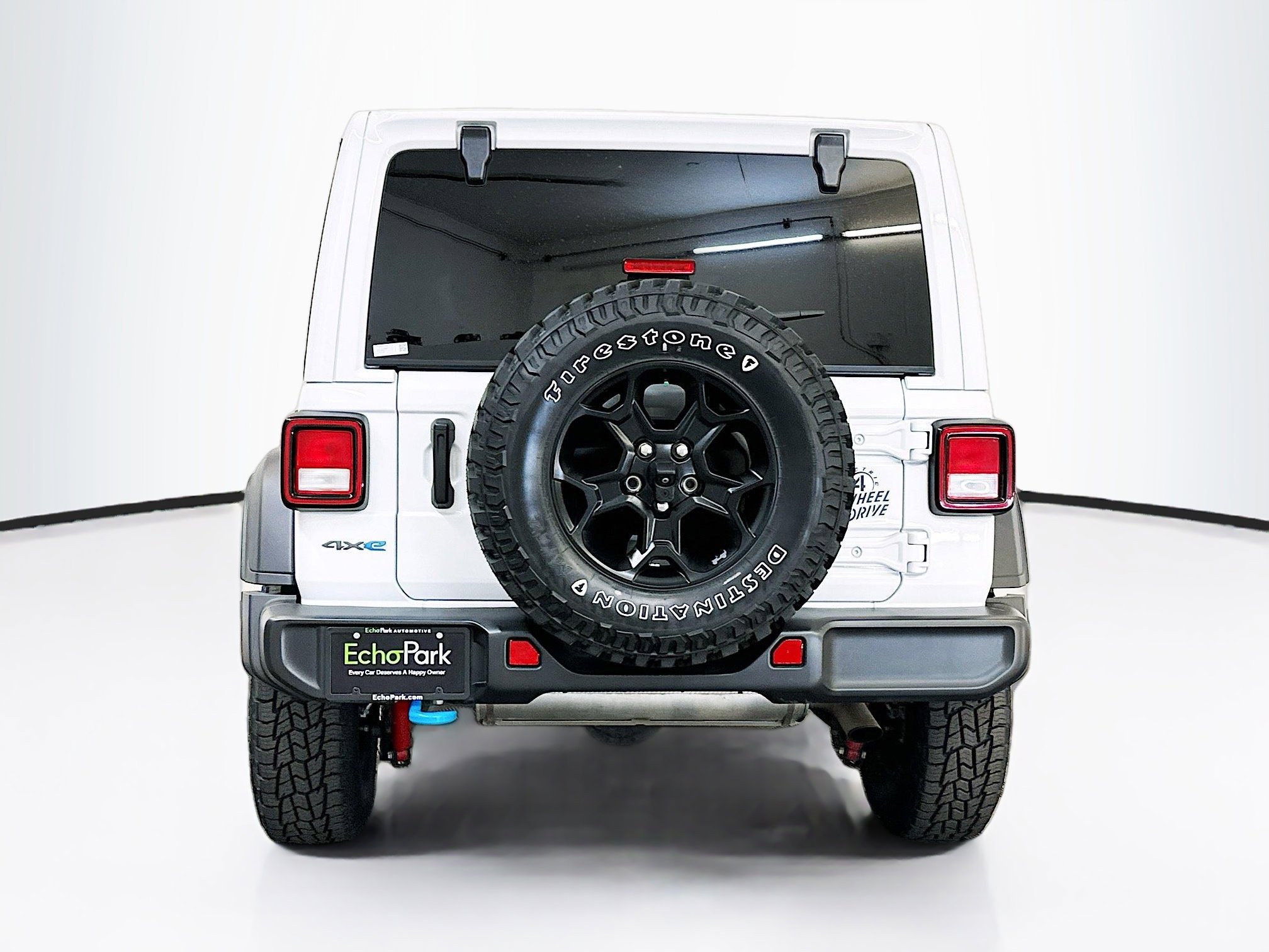 Used 2023 Jeep Wrangler Unlimited w/ Sun & Screen Package image 7