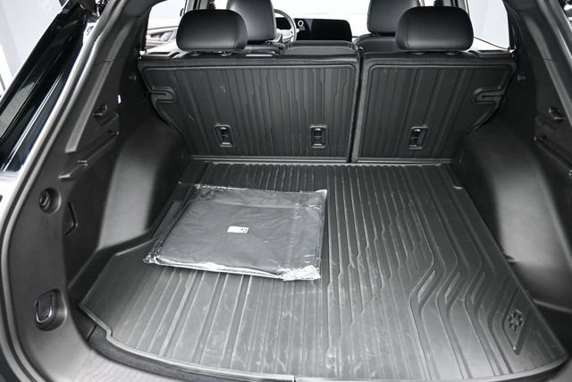 Used 2024 Chevrolet Equinox EV RS FWD image 27
