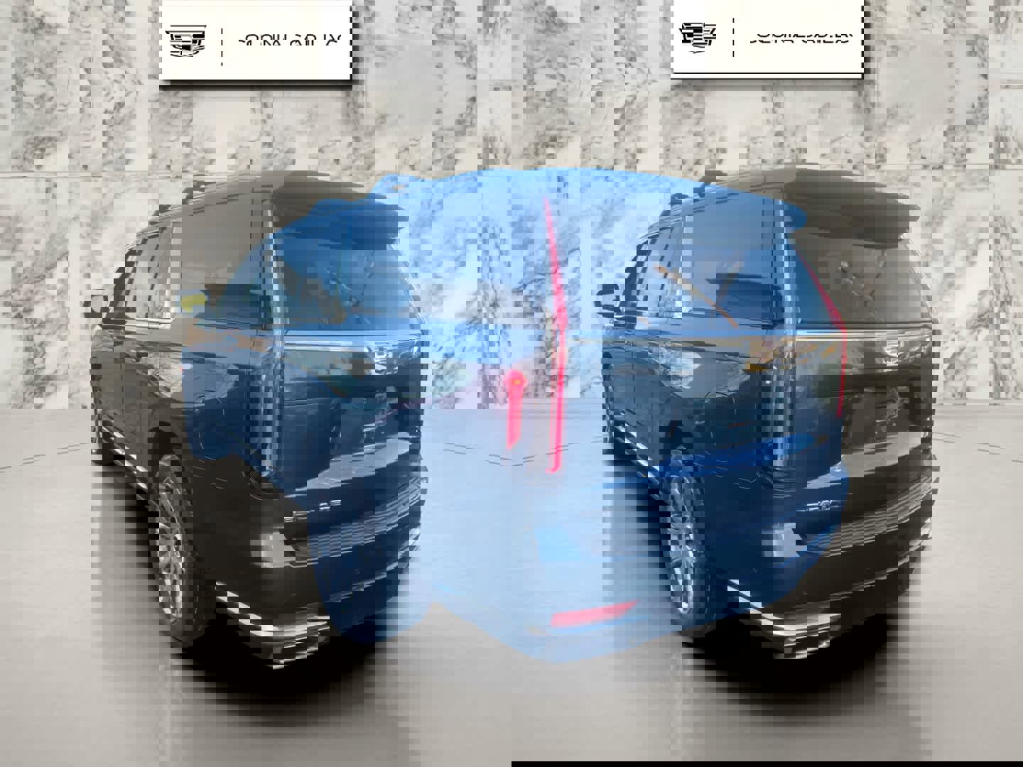 Used 2021 Cadillac Escalade ESV Premium Luxury Platinum image 3