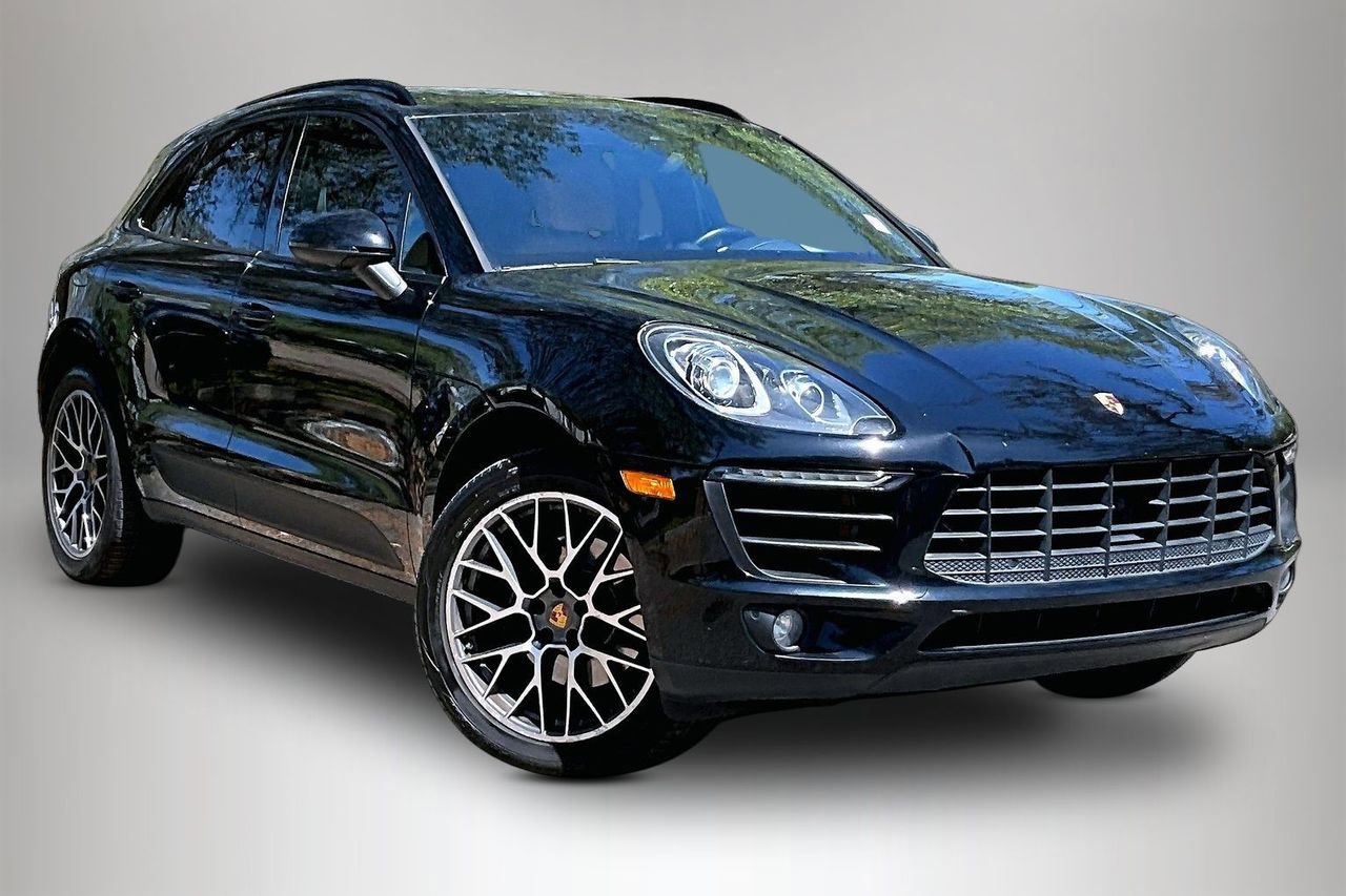 Used 2018 Porsche Macan Sport Edition image 2