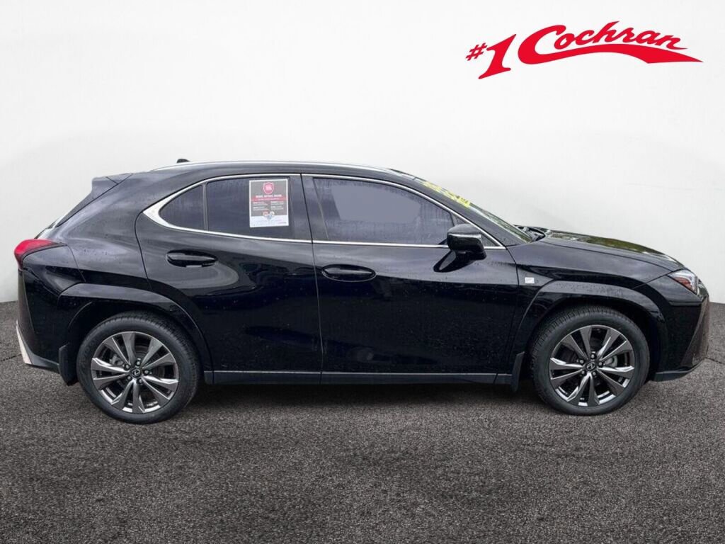 Used 2022 Lexus UX 200 F Sport w/ Accessory Package (Z2) FWD image 6