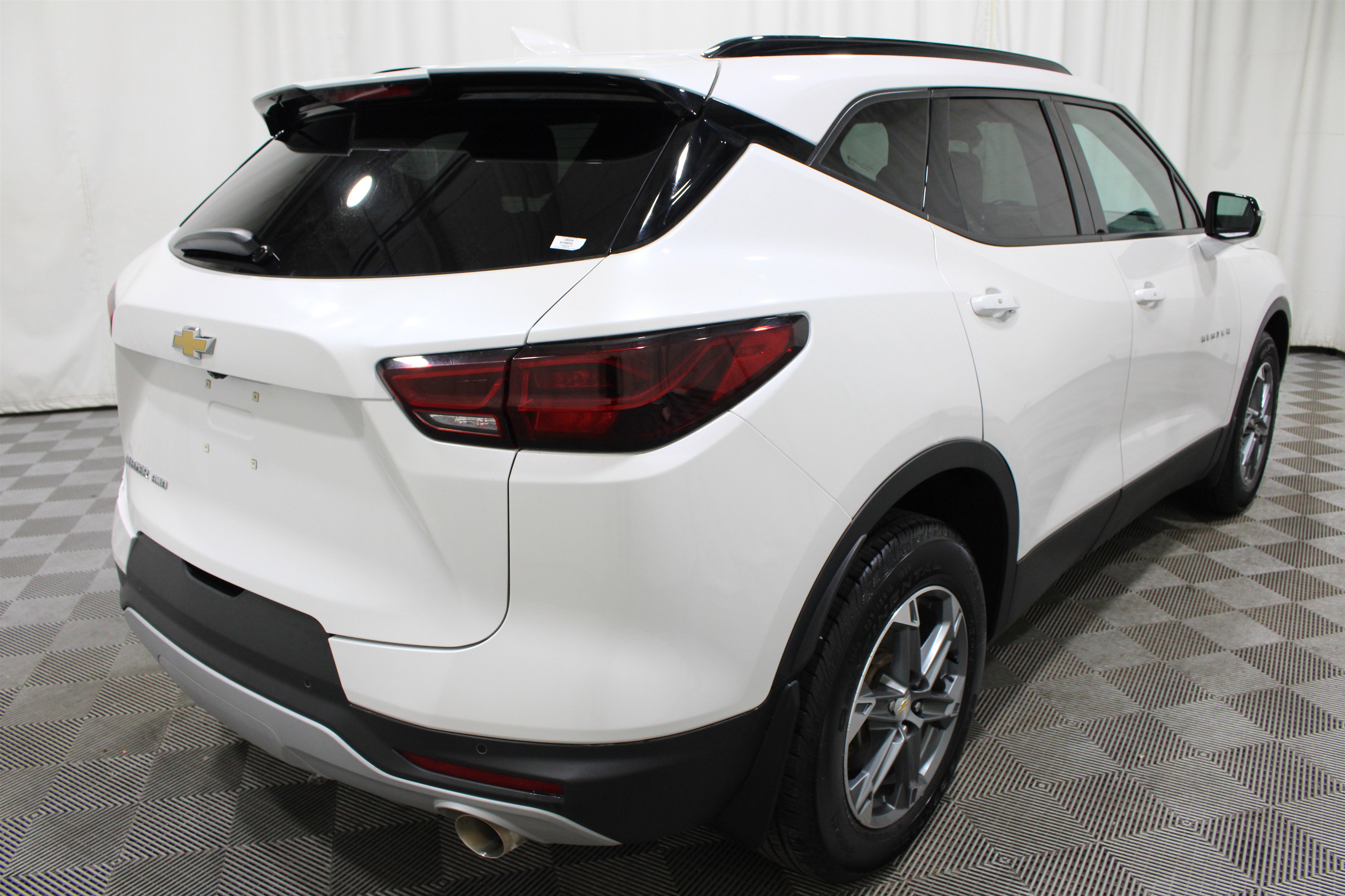 Used 2023 Chevrolet Blazer LT AWD/4WD image 31
