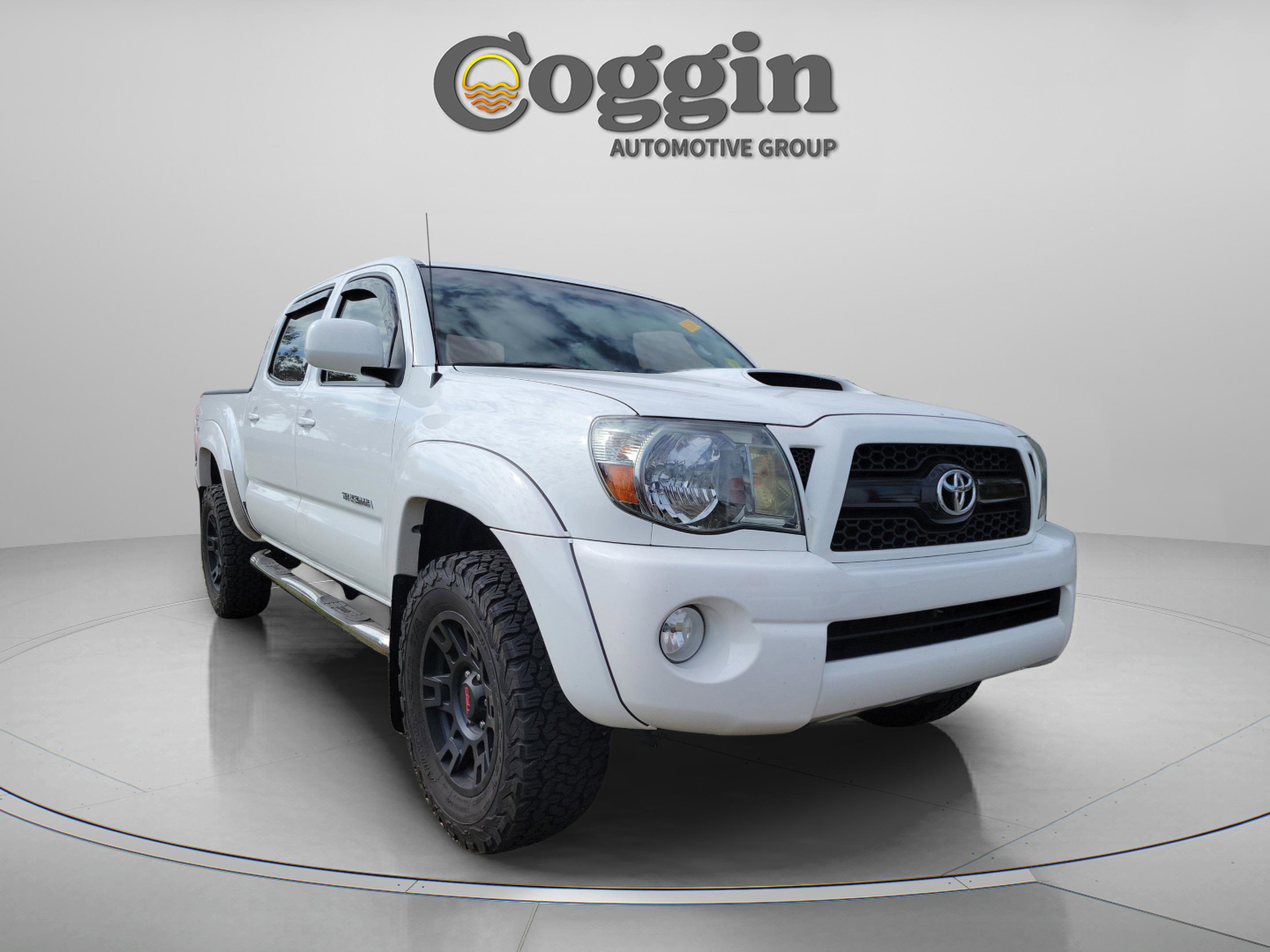 Used 2011 Toyota Tacoma PreRunner image 15