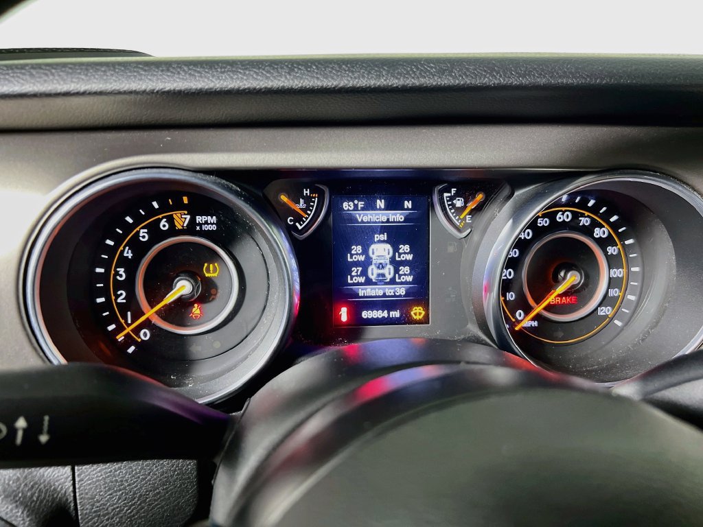Used 2018 Jeep Wrangler Sport AWD/4WD image 18