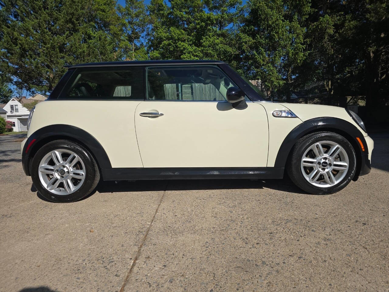 Used 2013 MINI Cooper S FWD image 3