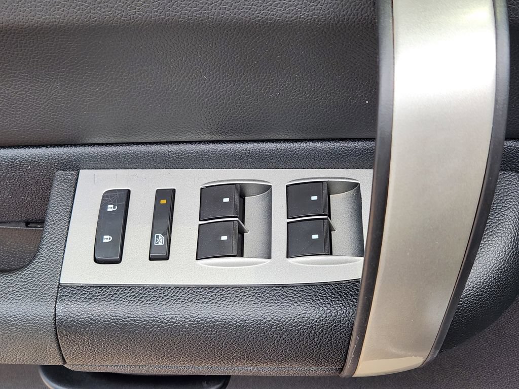 Used 2009 GMC Sierra 1500 4x4 Crew Cab image 14