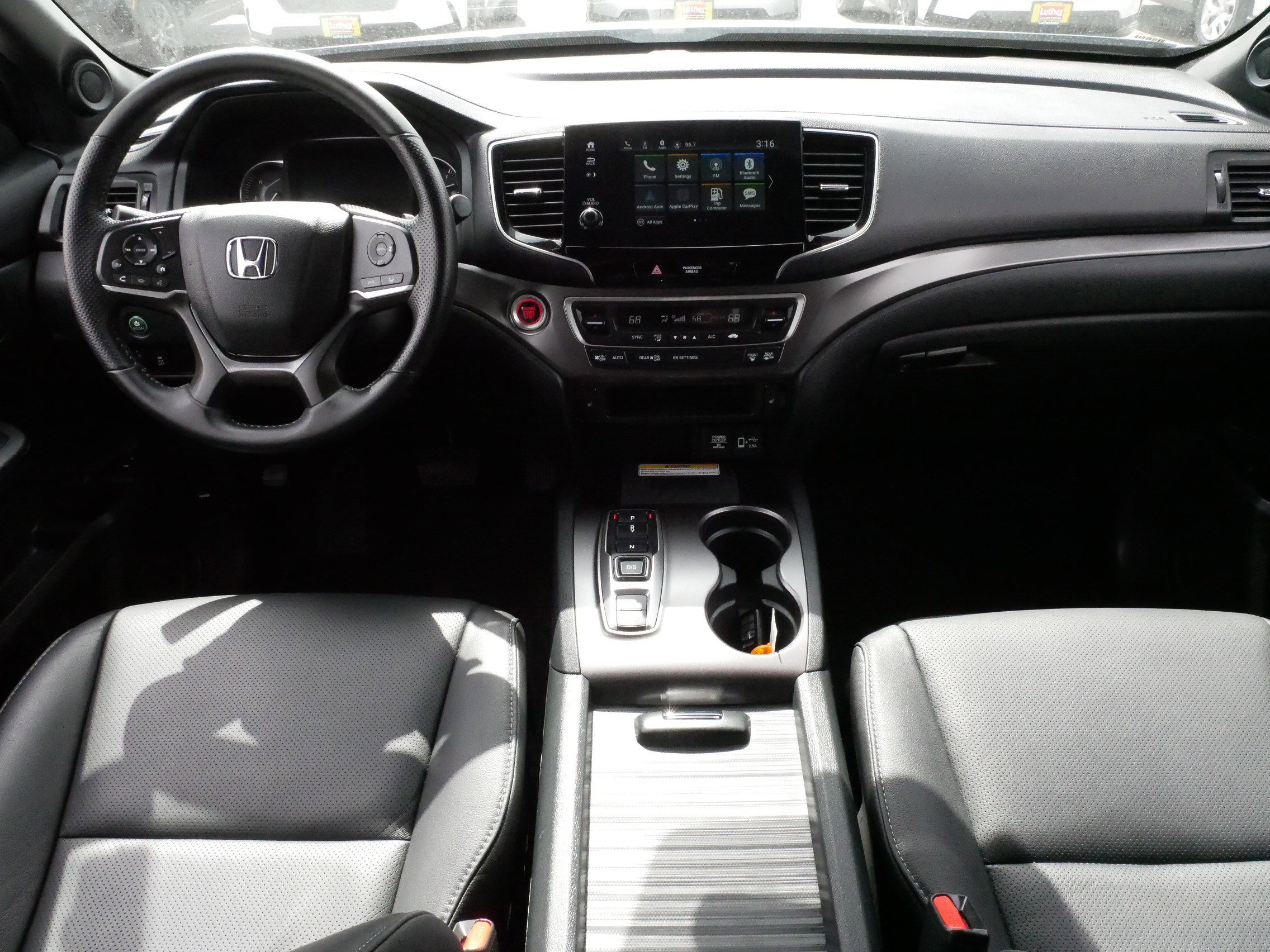 Used 2023 Honda Passport EX-L image 10