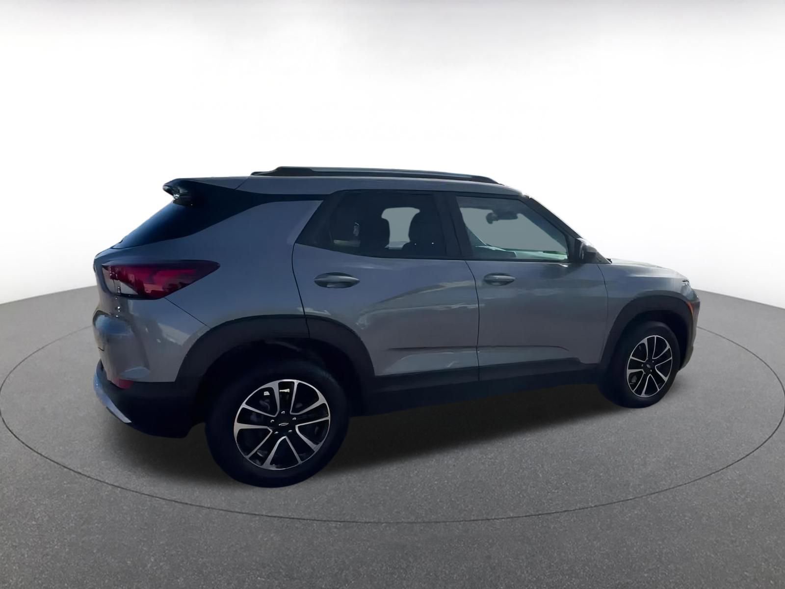 Used 2025 Chevrolet TrailBlazer LT image 15