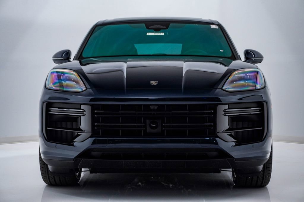 New 2026 Porsche Cayenne Turbo AWD/4WD image 6