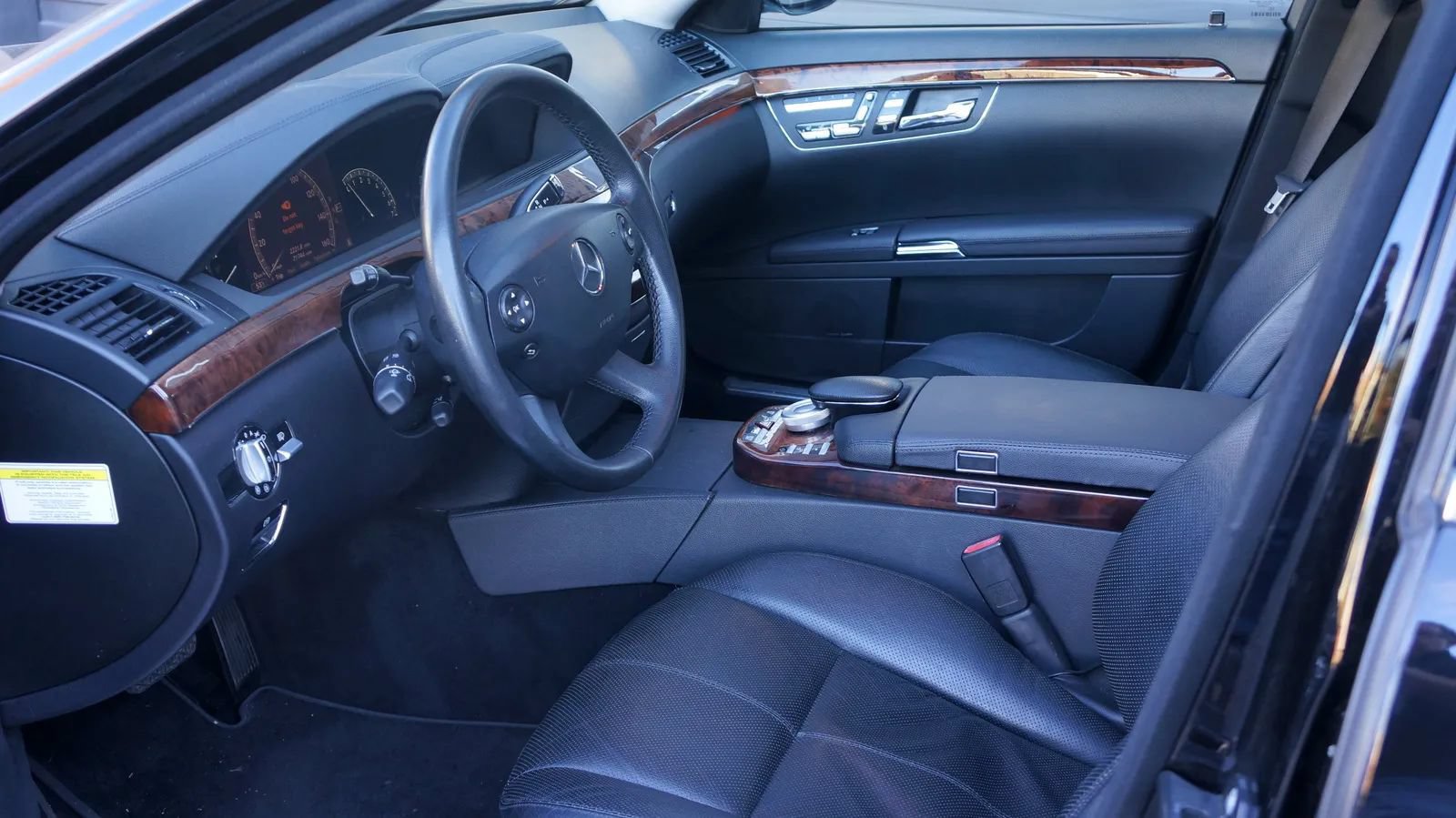Used 2007 Mercedes-Benz S 550 image 12