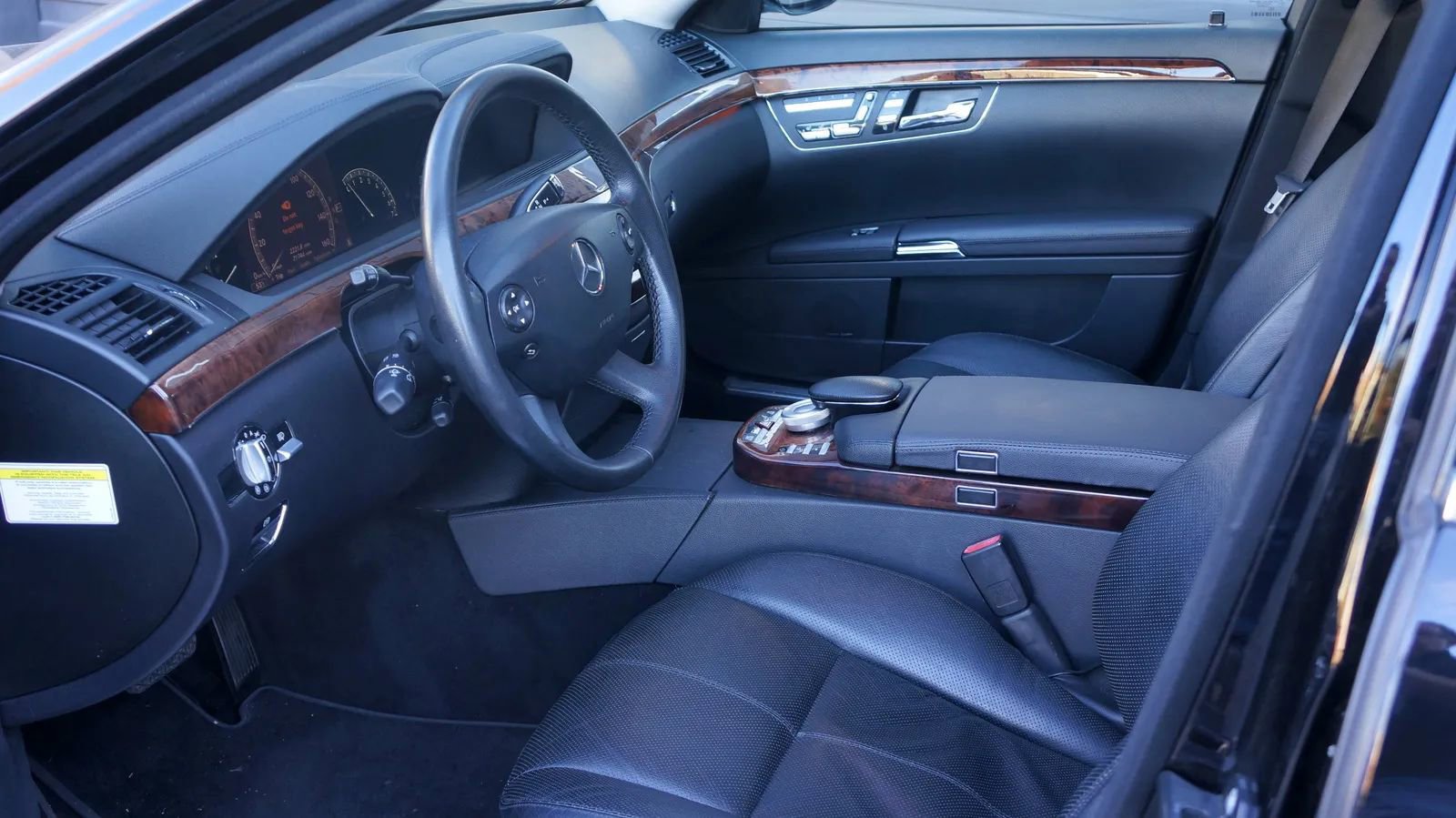 Used 2007 Mercedes-Benz S 550 image 12